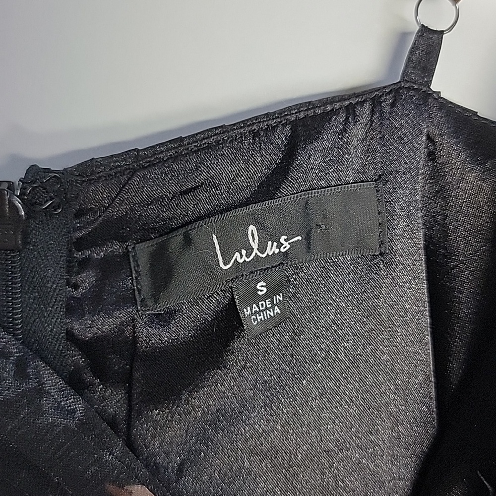 LULUS ORGANZA COCKTAIL DRESS BLACK FLORAL SIZE SMALL - Picture 13 of 15